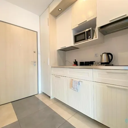 Milky Apartment With Balcony - 3 Km To Baltic Sea Gdansk Exterior photo